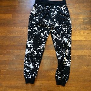 Men’s jogger size large